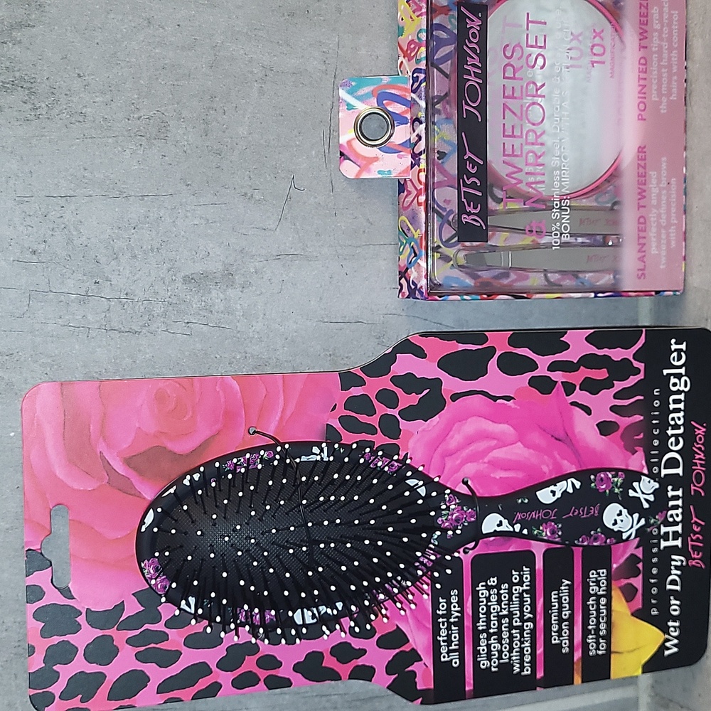 Betsey Johnson Accessories Bundle